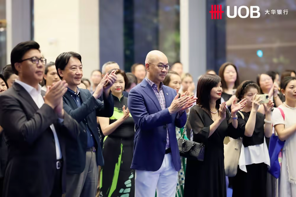 استقبال الافتتاح — معرض UOB الفني شنغهاي