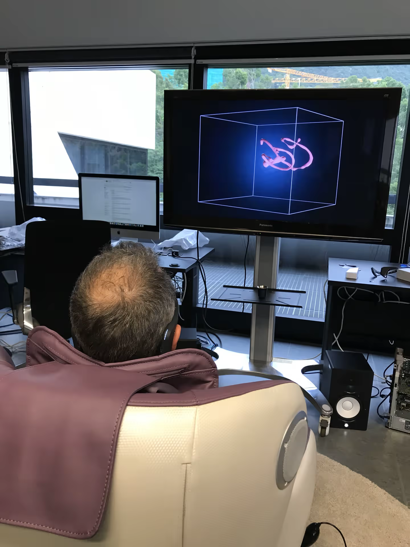 نموذج EEG ودراسة الشكل في الزمن الحقيقي